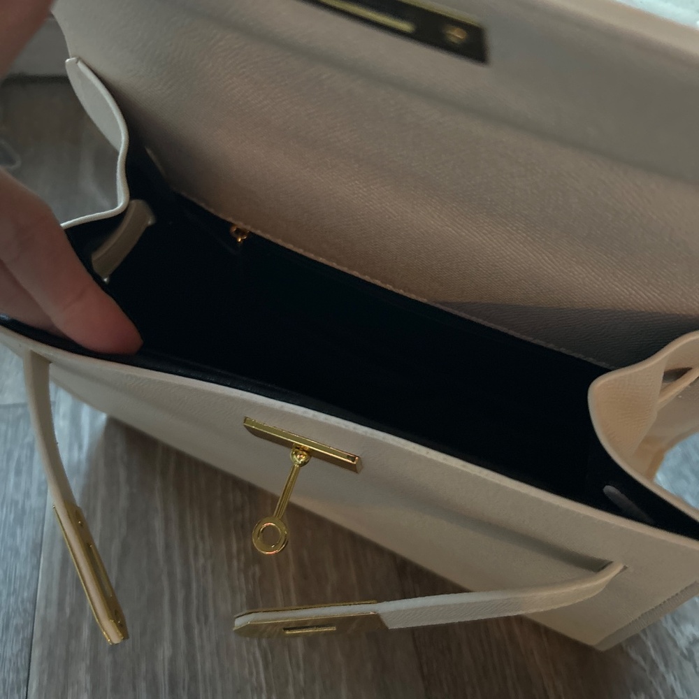 Medium Ivory Purse - Picture 5 of 5